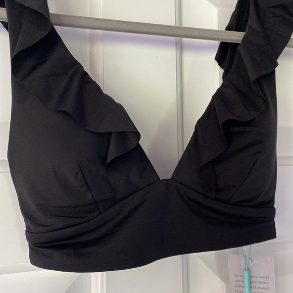 NWT Ruffle bikini top - Picture 2 of 5